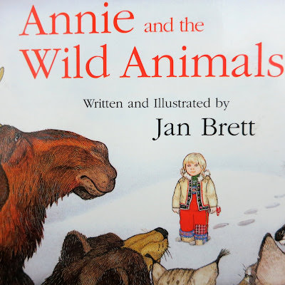 [Book] 充滿冬天氣息的故事書: Three snow bears, The mitten, The hat, Annie and the wild animals