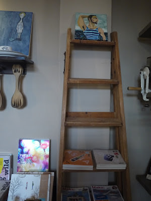 伊聖詩私房書櫃 Charming Reading Space with Aroma of Food and Herbal Essences