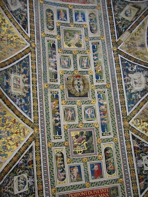 那一年，我們一起旅行的義大利景點。 回憶中的青春旅行。威尼斯 Venice、佛羅倫斯 Firenze、西恩納 Siena、聖吉米尼亞諾 San Gimignano 