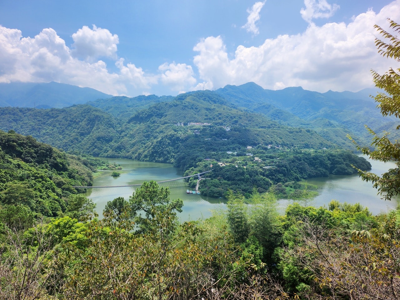 桃園復興 森鄰水岸景觀咖啡館。坐擁大漢溪谷遼闊天然美景,享受美味餐點 - 第8張圖