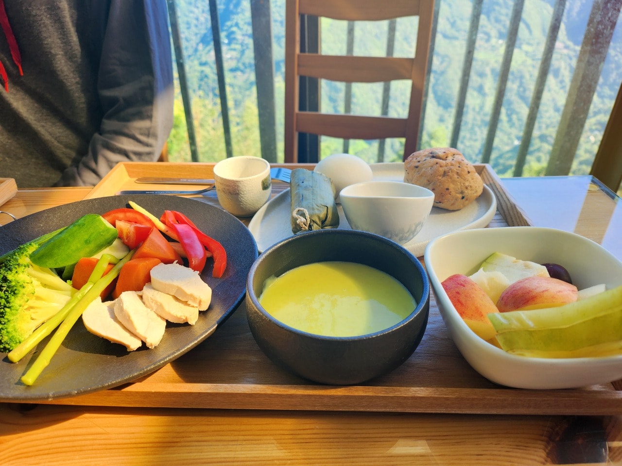 桃園復興 拉拉山民宿 雲山房 Cloud Villa 住宿體驗。被群山擁抱的早晨,與雲海、星空與神木森林相遇。 - 第17張圖