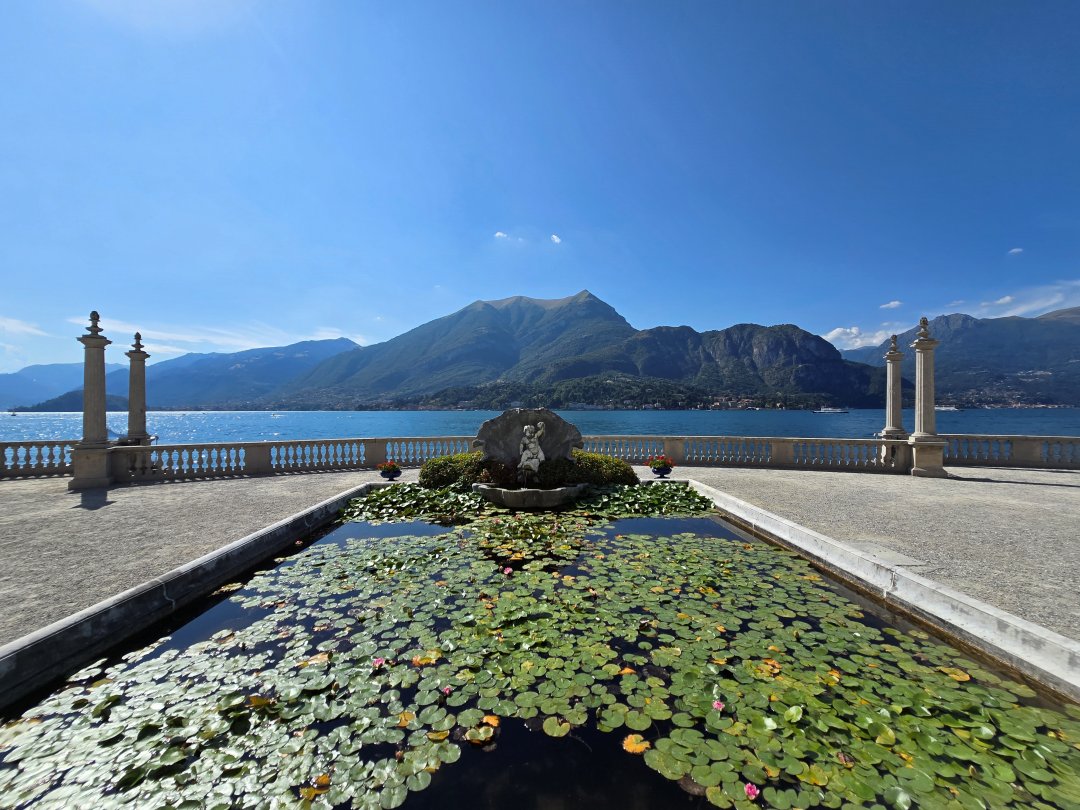 貝拉焦小鎮 Bellagio 梅爾齊別墅花園 Giardini di Villa Melzi。科莫湖畔最美貴族花園,驚豔優雅植物園與摩爾風格小亭 - 第5張圖