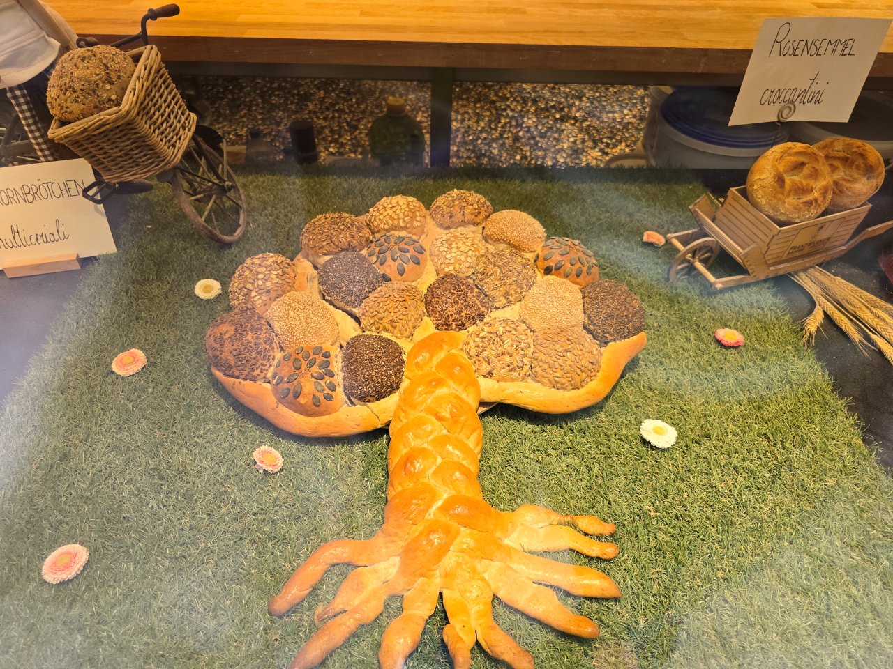 義大利 Bolzano 波扎諾。多洛米蒂門戶城市的散步景點與交通整理