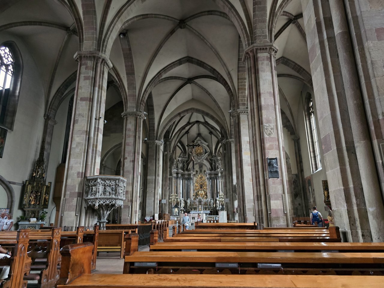 義大利 Bolzano 波扎諾。多洛米蒂門戶城市的散步景點與交通整理