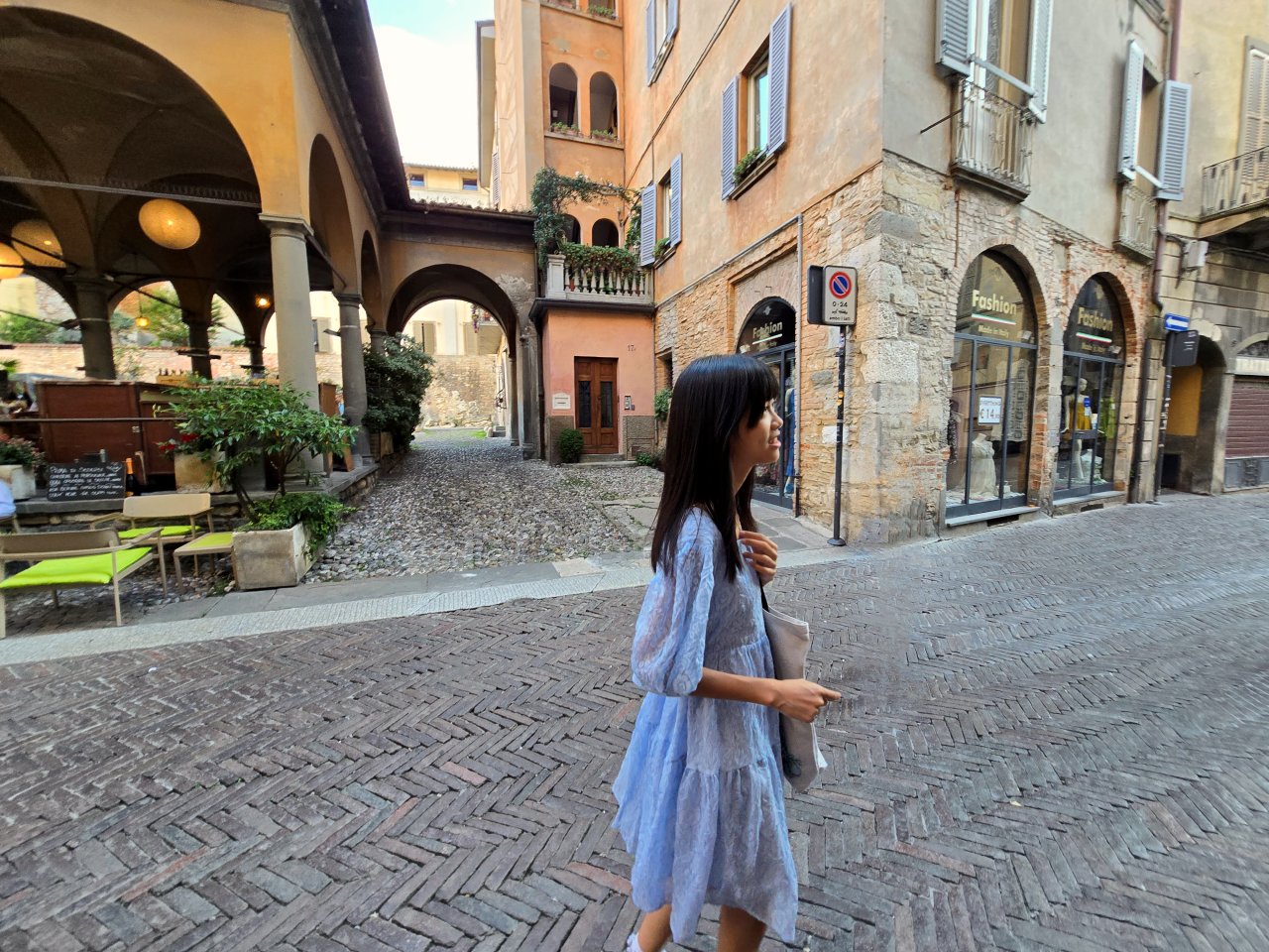 義大利貝爾加莫 Bergamo。米蘭東北方的隱藏寶藏古城,沉醉在文藝復興時期的古典氛圍中 - 第13張圖 義大利貝爾加莫 Bergamo。米蘭東北方的隱藏寶藏古城,沉醉在文藝復興時期的古典氛圍中