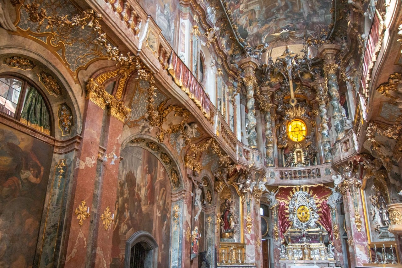 慕尼黑景點懶人包。藝術、歷史與生活,經典地標與隱藏版景點一次收錄 - 第4張圖 慕尼黑景點懶人包。藝術、歷史與生活,經典地標與隱藏版景點一次收錄