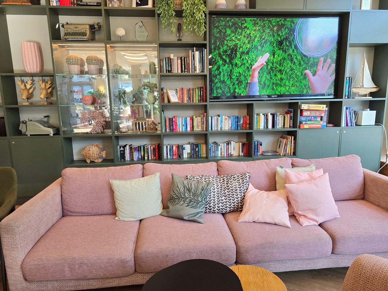 慕尼黑住宿推薦。公寓式酒店 Munich City Aparthotel KOOS Hotel&Apartments。有廚房，房內可洗衣，有附早餐。